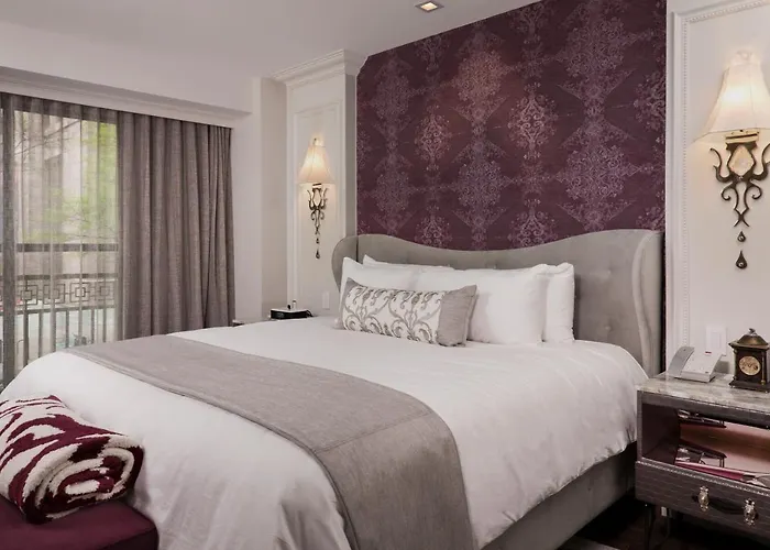 Best Hotels Near Uptown Charlotte for Convenience